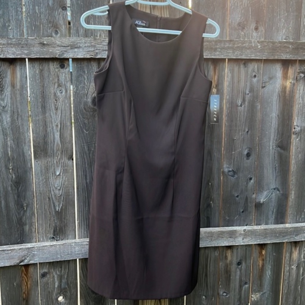 AGB mini women dress size 8 new with tags